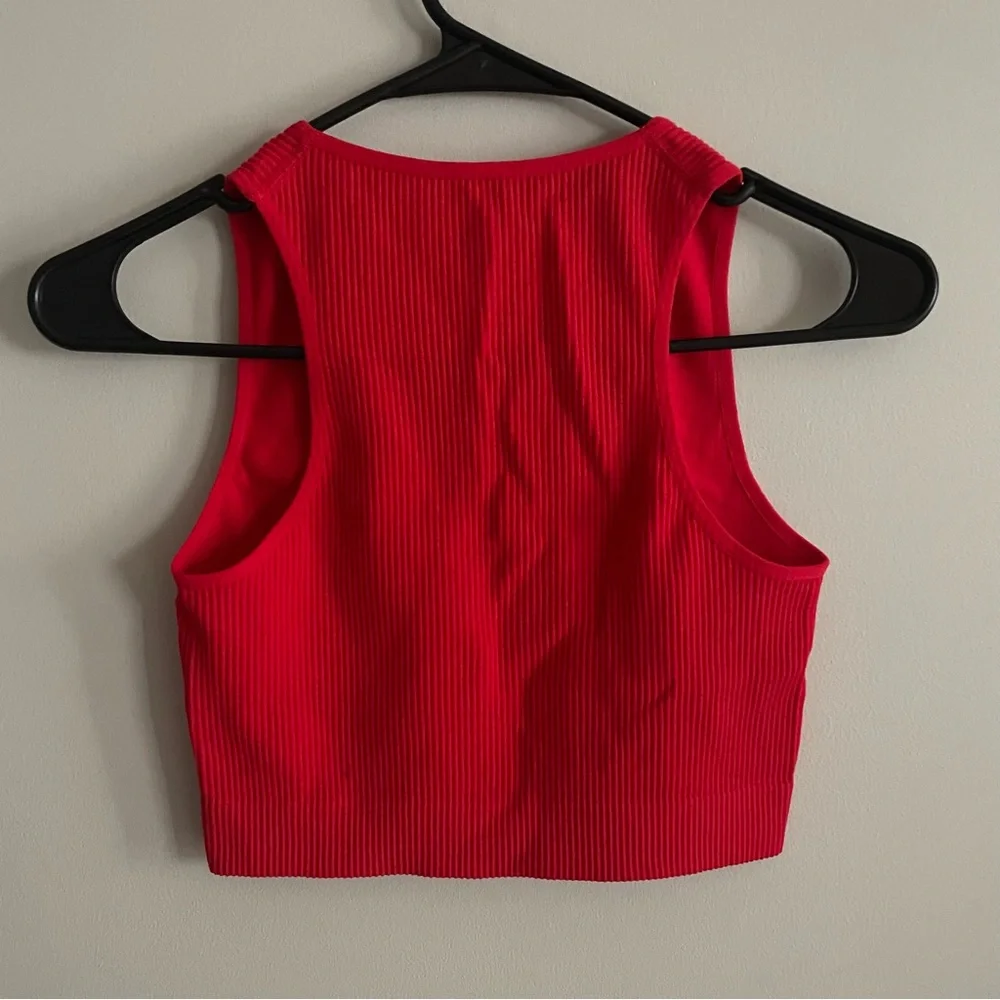 Cropped Ribbed tanks - Picture 2 of 4